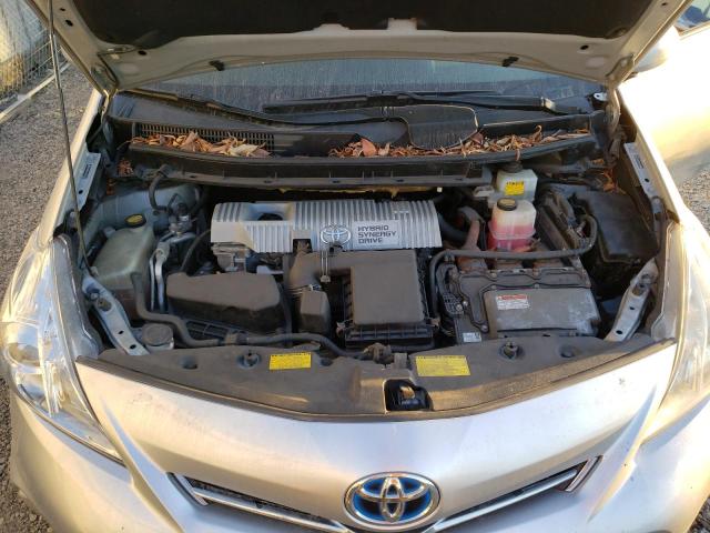 JTDZN3EUXC3079539 - 2012 TOYOTA PRIUS V SILVER photo 11