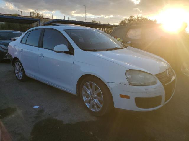 3VWRA7AJ3AM076876 - 2010 VOLKSWAGEN JETTA WOLFSBURG 白色 照片 4