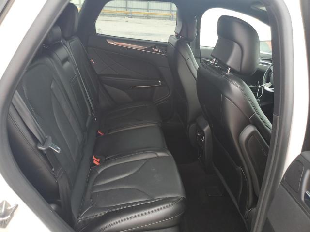 5LMCJ3C92KUL38400 - 2019 LINCOLN MKC RESERVE თეთრი ფოტო 11