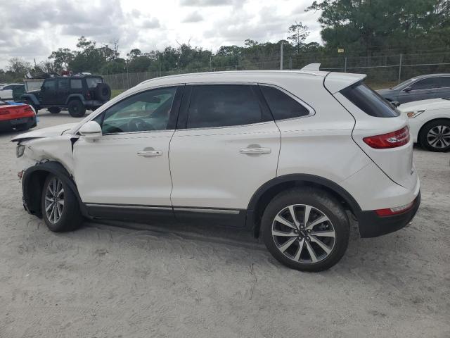 5LMCJ3C92KUL38400 - 2019 LINCOLN MKC RESERVE თეთრი ფოტო 2