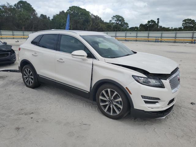 5LMCJ3C92KUL38400 - 2019 LINCOLN MKC RESERVE თეთრი ფოტო 4