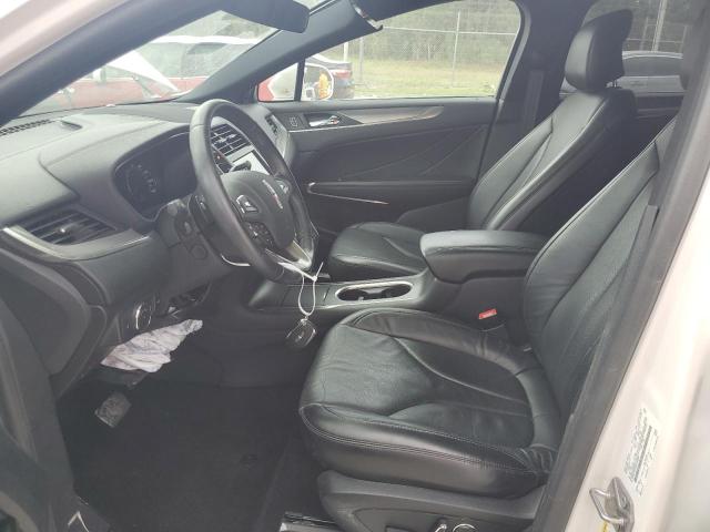 5LMCJ3C92KUL38400 - 2019 LINCOLN MKC RESERVE თეთრი ფოტო 7