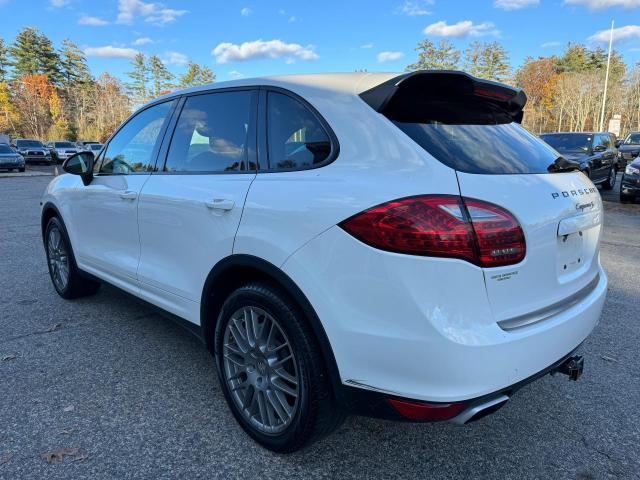 WP1AB2A25CLA44863 - 2012 PORSCHE CAYENNE S WHITE photo 3