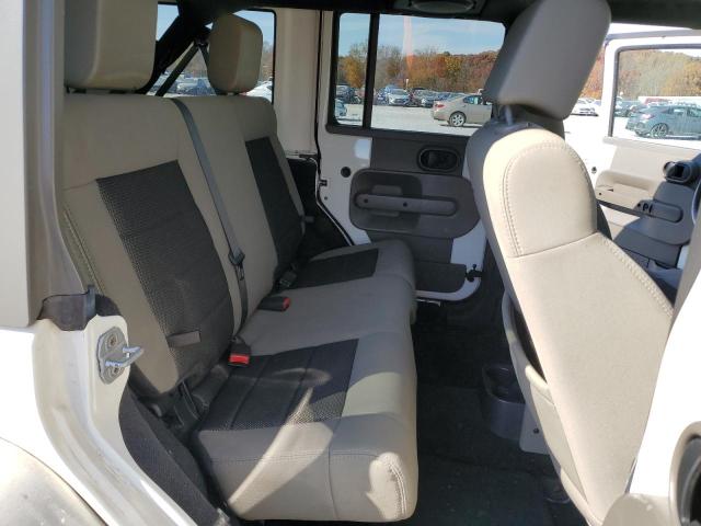 1J4BA5H14AL186457 - 2010 JEEP WRANGLER U SAHARA თეთრი ფოტო 10