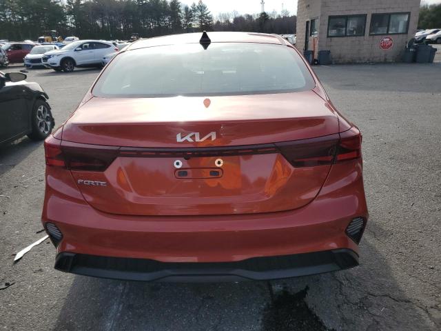 3KPF24AD8PE555907 - 2023 KIA FORTE LX ORANGE photo 6