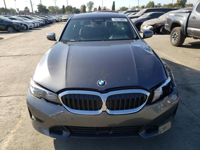 3MW5R1J56K8B00296 - 2019 BMW 330I GRAY photo 5