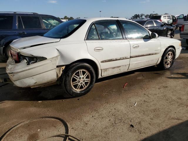 2G4WB52K1Y1136701 - 2000 BUICK REGAL LS WHITE photo 3