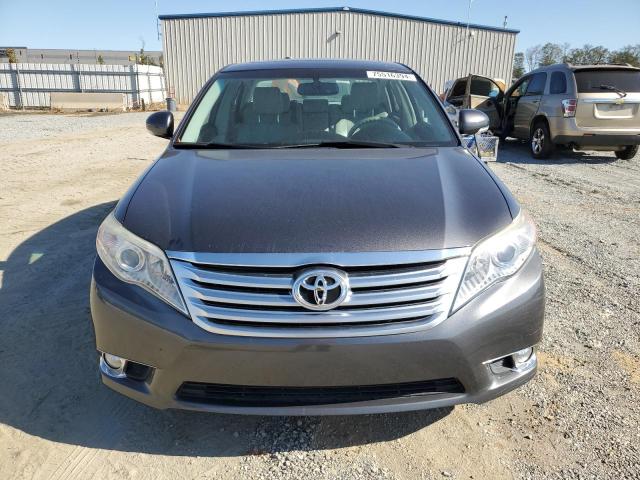 4T1BK3DB7BU424251 - 2011 TOYOTA AVALON BASE 灰色 照片 5