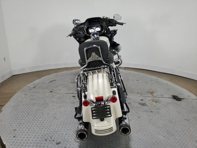 1HD1KHC1XNB656685 - 2022 HARLEY-DAVIDSON FLTRX 白色 照片 4