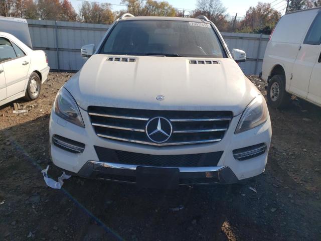 4JGDA5HB8DA115670 - 2013 MERCEDES-BENZ ML 350 4MATIC WHITE photo 5