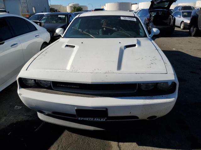 2C3CDYAG8CH118216 - 2012 DODGE CHALLENGER SXT WHITE photo 5