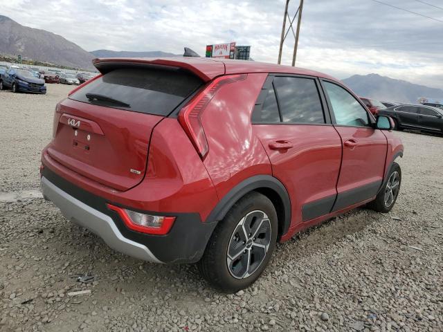 KNDCP3LEXR5124794 - 2024 KIA NIRO LX RED photo 3