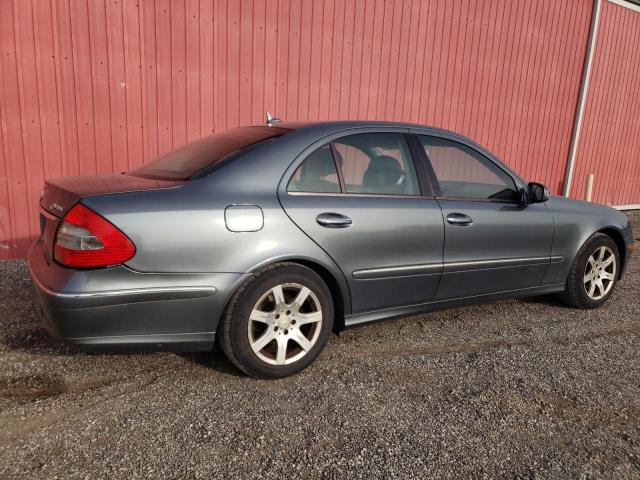 WDBUF22X98B209256 - 2008 MERCEDES-BENZ E 320 CDI GRAY photo 3