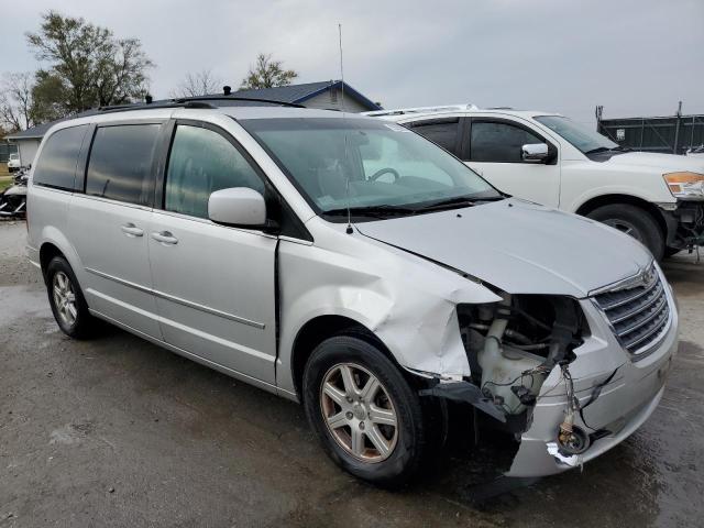 2A4RR5D16AR442215 - 2010 CHRYSLER TOWN & COU TOURING SILVER photo 4