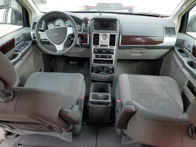 2A4RR5D16AR442215 - 2010 CHRYSLER TOWN & COU TOURING SILVER photo 8