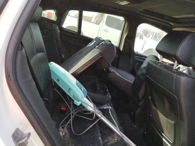 5UXXW3C56J0Z60316 - 2018 BMW X4 XDRIVE28I WHITE photo 11