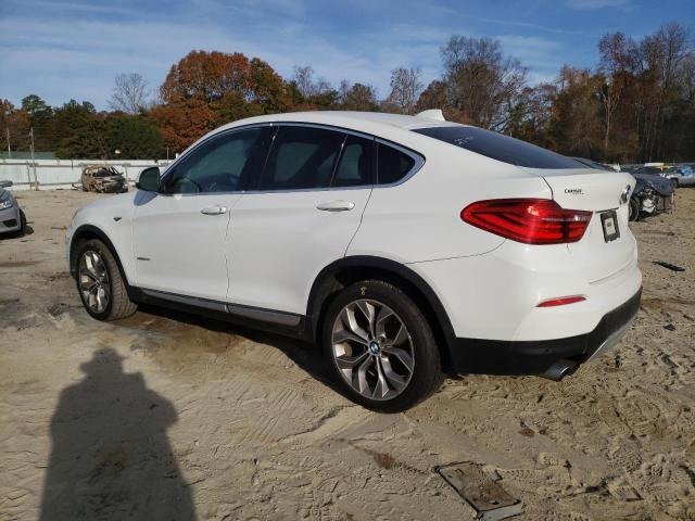 5UXXW3C56J0Z60316 - 2018 BMW X4 XDRIVE28I WHITE photo 2