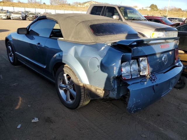 1ZVFT84N955250320 - 2005 FORD MUSTANG BLUE photo 2