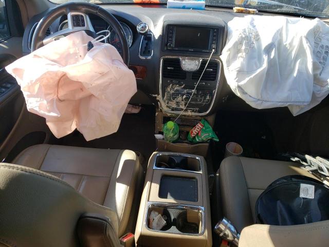 2C4RC1BG5FR628410 - 2015 CHRYSLER TOWN & COU TOURING შავი ფოტო 8