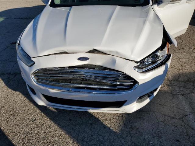 3FA6P0HDXGR267174 - 2016 FORD FUSION SE WHITE photo 11