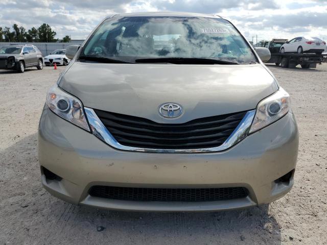 5TDKK3DC1GS721511 - 2016 TOYOTA SIENNA LE GOLD photo 5