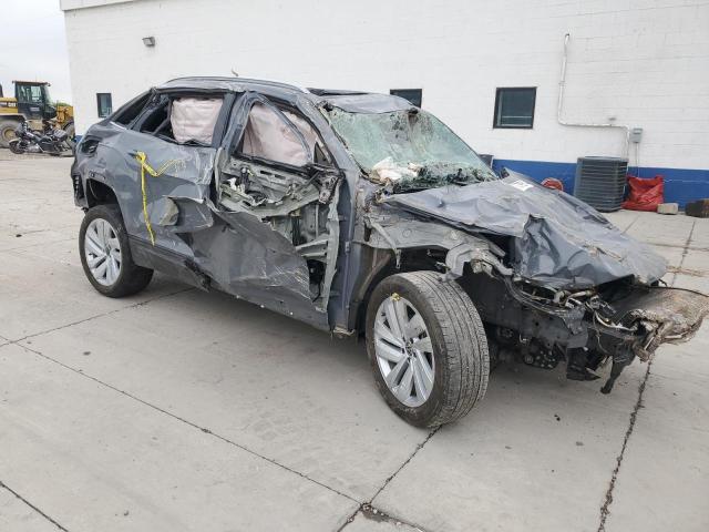 1V2KE2CAXNC212418 - 2022 VOLKSWAGEN ATLAS CROS SE GRAY photo 4