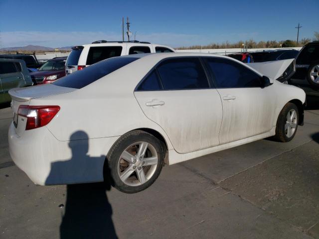 4T1BF1FK5CU576228 - 2012 TOYOTA CAMRY BASE WHITE photo 3