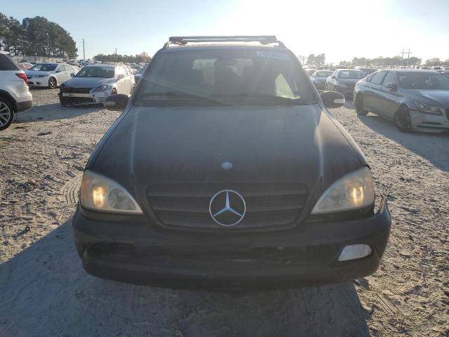 4JGAB54E23A399229 - 2003 MERCEDES-BENZ ML 320 BLACK photo 5