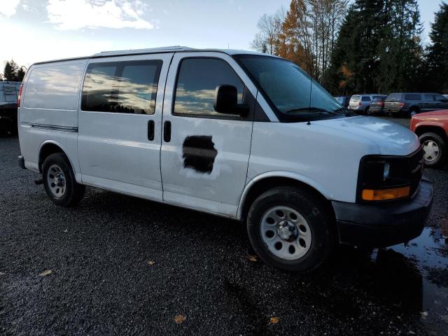 1GCFG154591146845 - 2009 CHEVROLET EXPRESS G1 WHITE photo 4