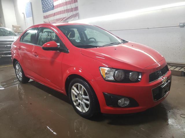 1G1JC5SHXF4211650 - 2015 CHEVROLET SONIC LT RED photo 4