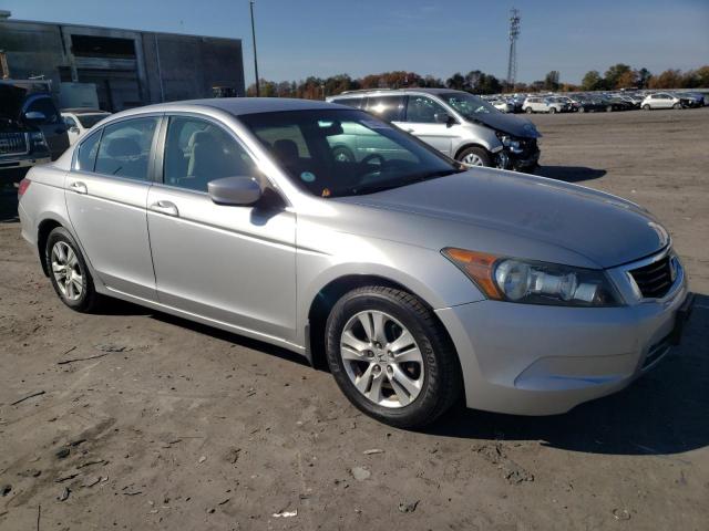 1HGCP26409A070718 - 2009 HONDA ACCORD LXP SILVER photo 4