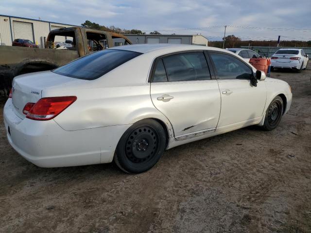 4T1BK36B97U239073 - 2007 TOYOTA AVALON XL WHITE photo 3