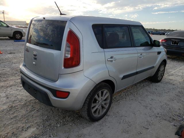 KNDJT2A64D7522931 - 2013 KIA SOUL + SILVER photo 3