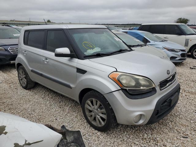 KNDJT2A64D7522931 - 2013 KIA SOUL + SILVER photo 4