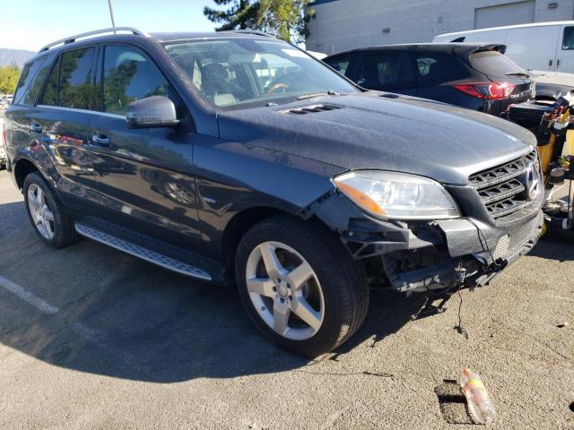 4JGDA7DB8CA048780 - 2012 MERCEDES-BENZ ML 550 4MATIC GRAY photo 4