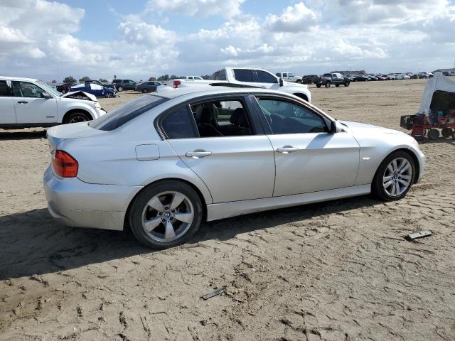 WBAVC53528FZ85148 - 2008 BMW 328 I SULEV SILVER photo 3