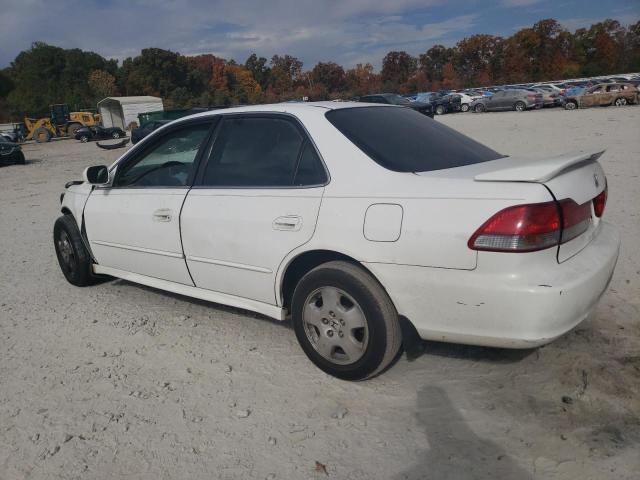 1HGCG16532A078238 - 2002 HONDA ACCORD EX WHITE photo 2