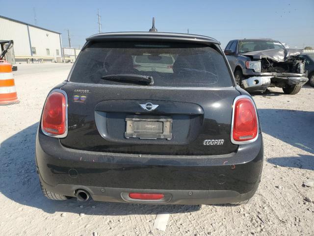WMWXP5C59J3C65319 - 2018 MINI COOPER BLACK photo 6