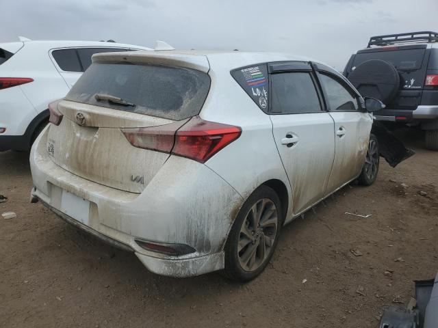 JTNKARJE7JJ558603 - 2018 TOYOTA COROLLA IM WHITE photo 3