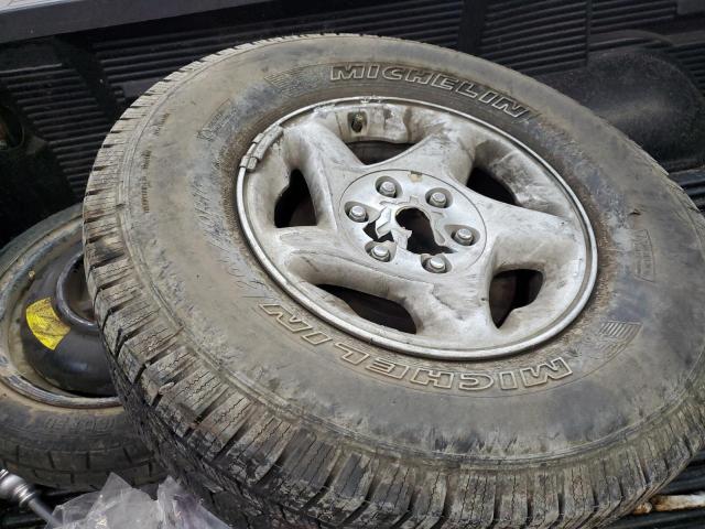 5TBBT44113S408298 - 2003 TOYOTA TUNDRA ACCESS CAB SR5 SILVER photo 12