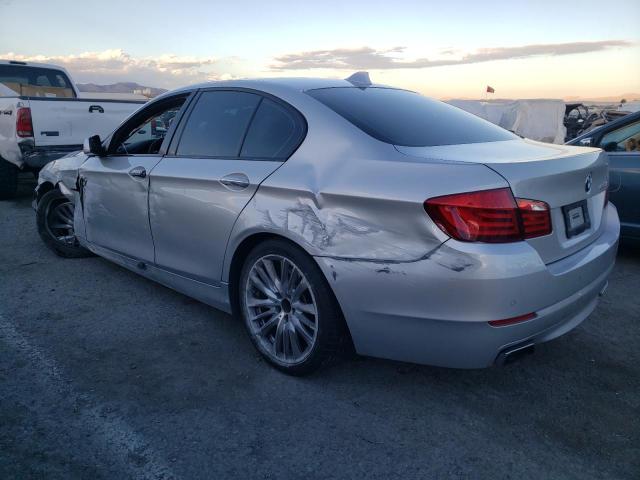 WBAFR9C59BC617567 - 2011 BMW 550 I SILVER photo 2