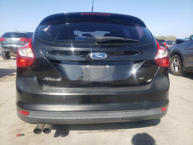 1FADP3K28EL430030 - 2014 FORD FOCUS SE BLACK photo 6