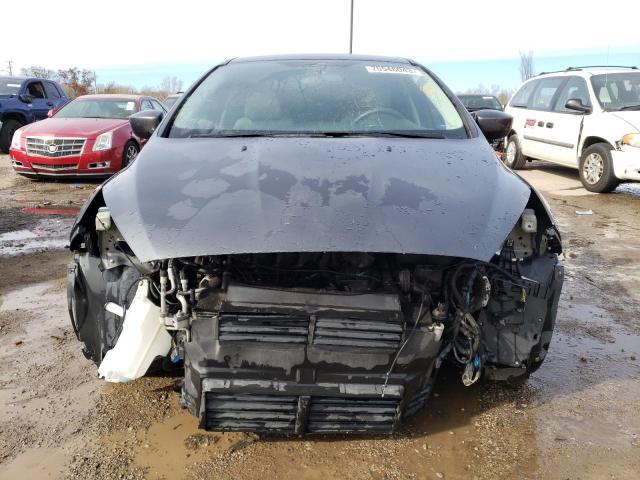 1FADP3F2XJL237446 - 2018 FORD FOCUS SE CHARCOAL photo 5