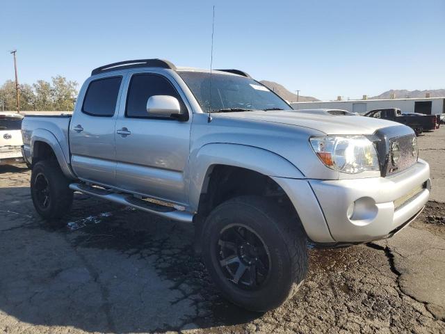 5TEJU62N86Z216854 - 2006 TOYOTA TACOMA DOUBLE CAB PRERUNNER GRAY photo 4