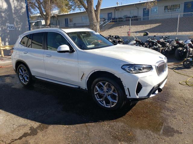 5UX53DP06R9T83797 - 2024 BMW X3 XDRIVE30I WHITE photo 4