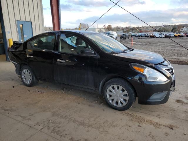 3N1CN7AP9JL805652 - 2018 NISSAN VERSA S BLACK photo 4