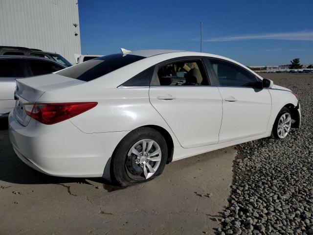 5NPEB4AC4CH313561 - 2012 HYUNDAI SONATA GLS WHITE photo 3