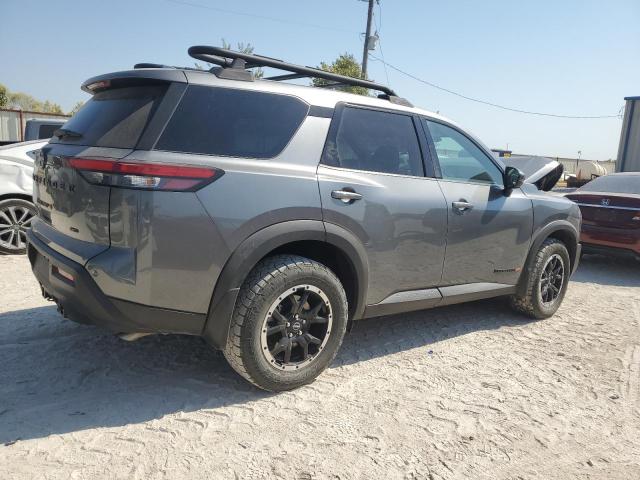 5N1DR3BD9RC212945 - 2024 NISSAN PATHFINDER ROCK CREEK GRAY photo 3