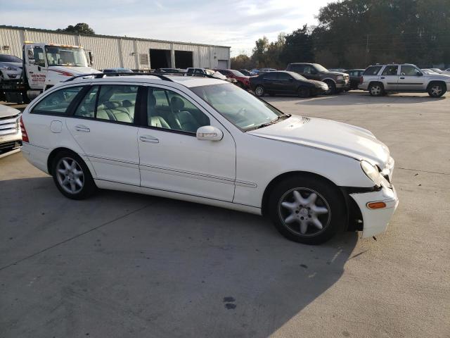 WDBRH84J44F487495 - 2004 MERCEDES-BENZ C 320 4MATIC WHITE photo 4