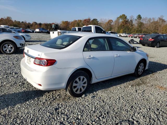 2T1BU4EE8BC696060 - 2011 TOYOTA COROLLA BASE WHITE photo 3